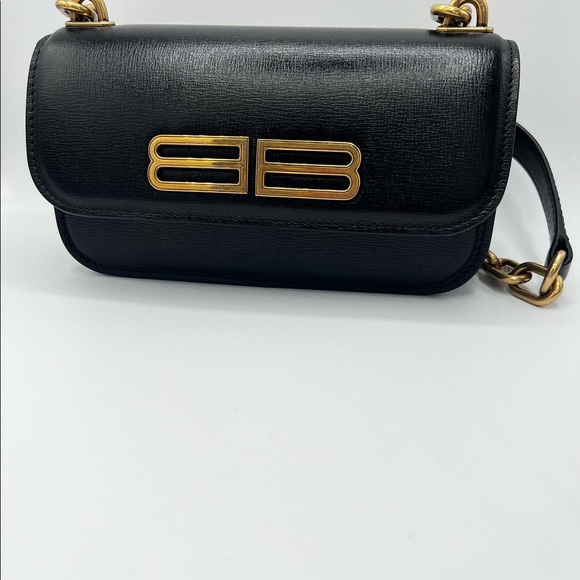 SOLDBalenciaga Women Gossip
Xs Crossbody Bag In Black Calfskin New with tag - Picture 2 of 3